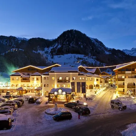 Schneeberg Family 4* Риданна